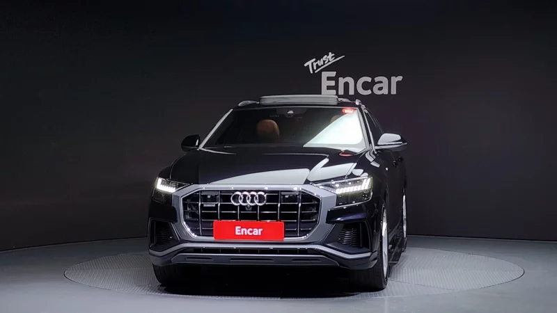 Audi Q8