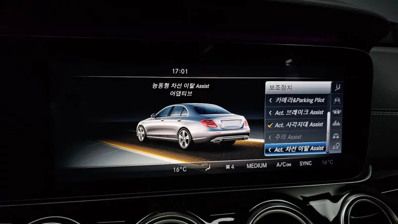 Mercedes-Benz E-Class