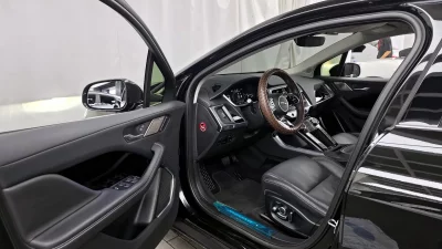 Jaguar I-PACE