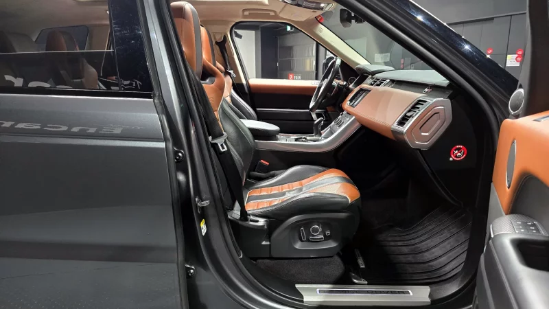 Land Rover RANGE ROVER SPORT