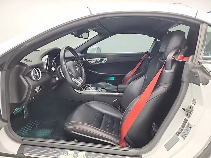 Mercedes-Benz SLC-Class