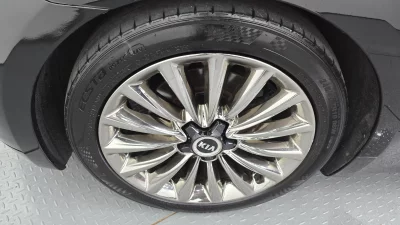 Kia K9
