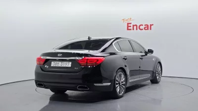 Kia K9