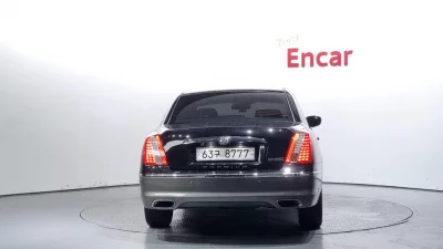 Kia OPIRUS