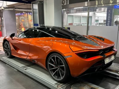 Mclaren 720S