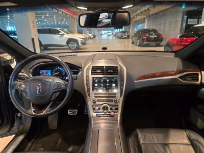 Lincoln MKZ
