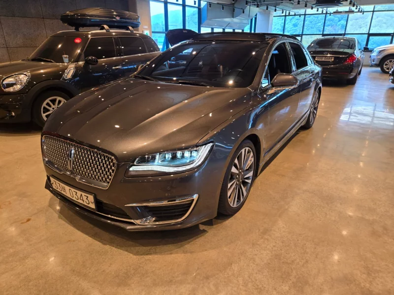 Lincoln MKZ