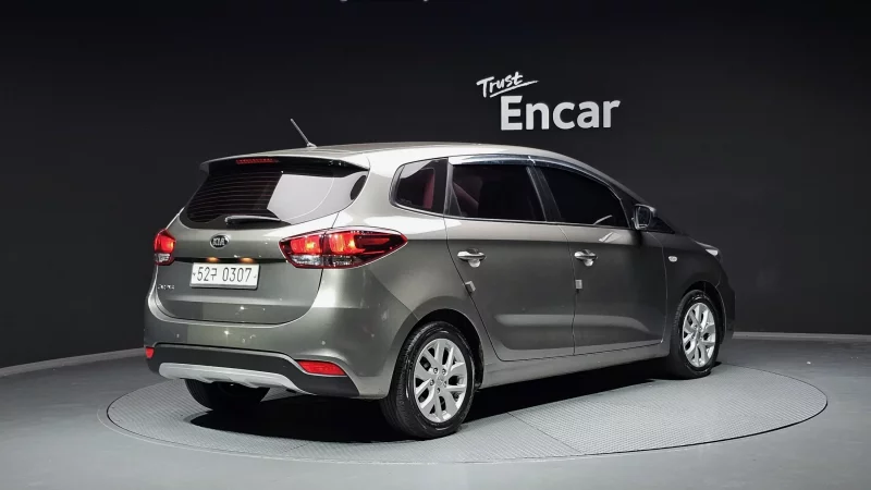 Kia Carens