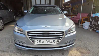 Hyundai Genesis
