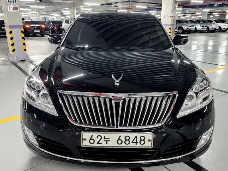 Hyundai Equus