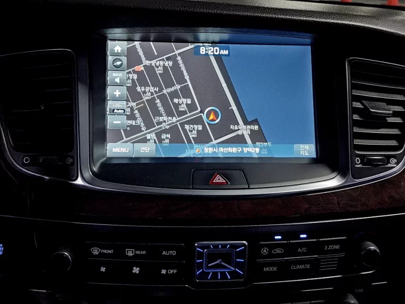 Hyundai Equus