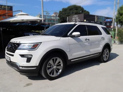 Ford EXPLORER