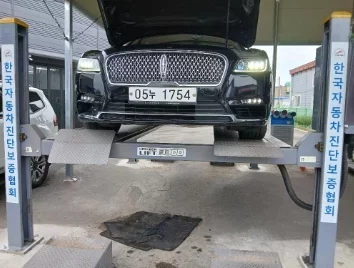 Lincoln CONTINENTAL