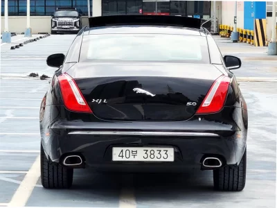 Jaguar XJ