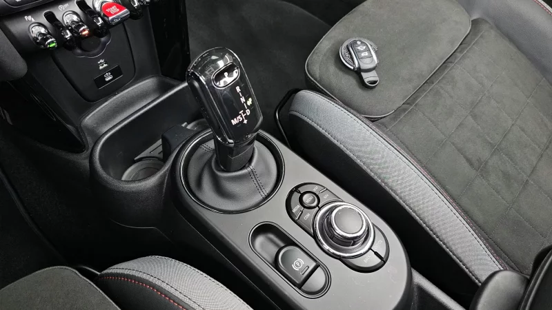 MINI Cooper Convertible