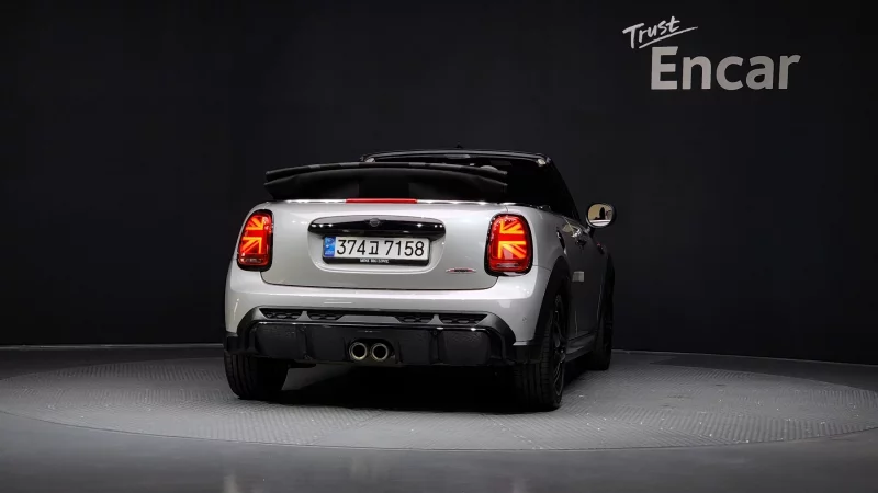 MINI Cooper Convertible