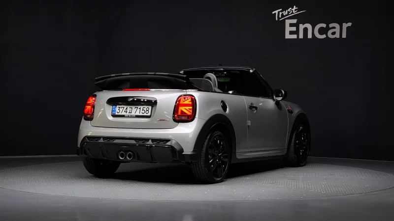 MINI Cooper Convertible