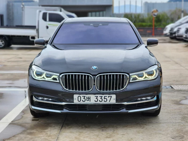 BMW 7-Series