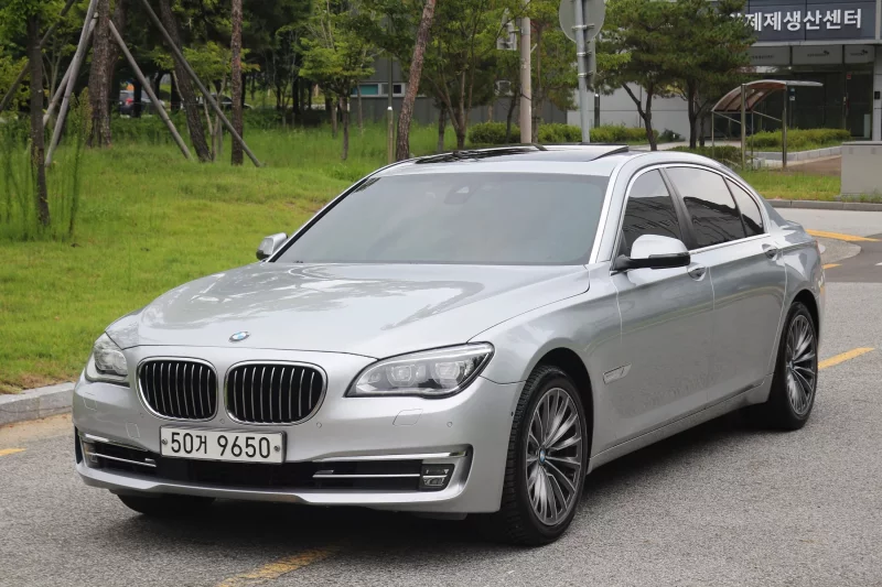 BMW 7-Series