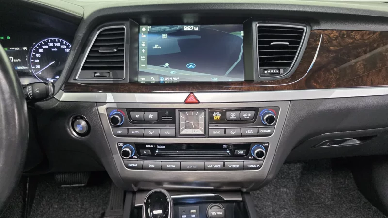 Hyundai Genesis
