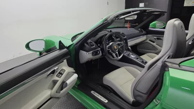 Porsche 718