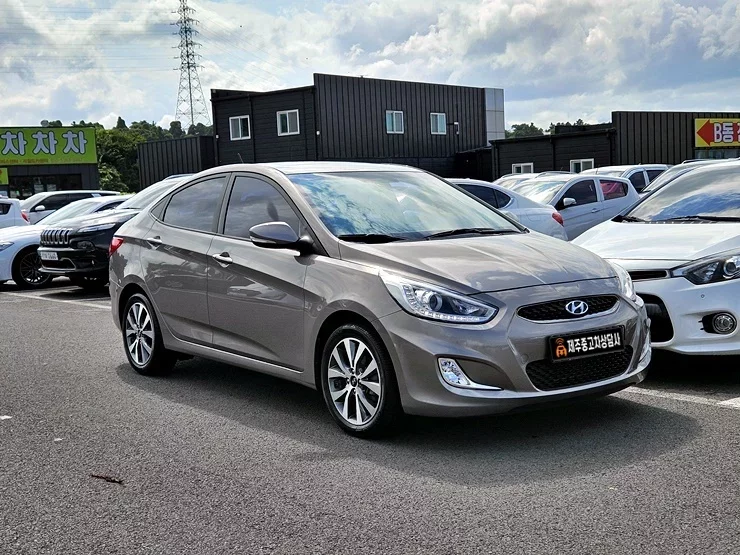 Hyundai Accent