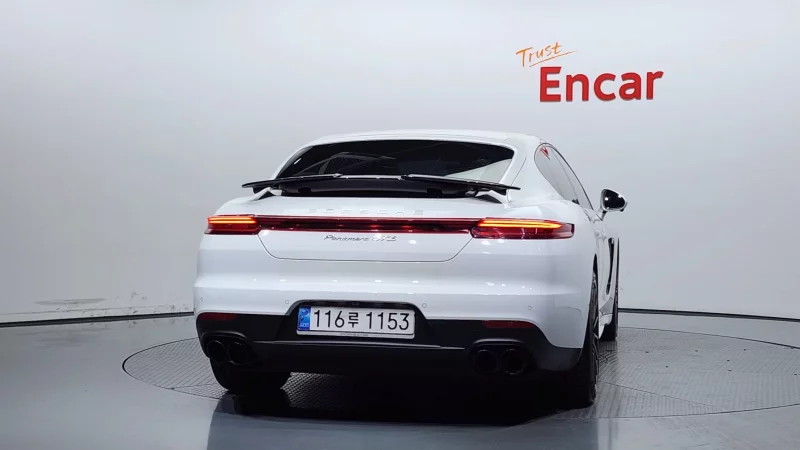 Porsche PANAMERA