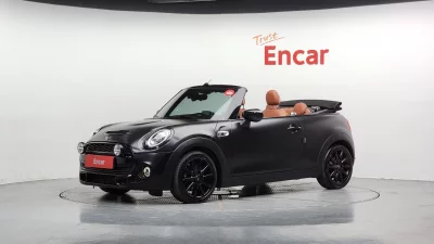 MINI Cooper Convertible