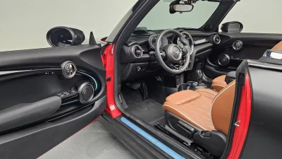 MINI Cooper Convertible
