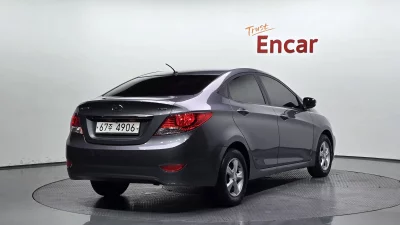 Hyundai Accent