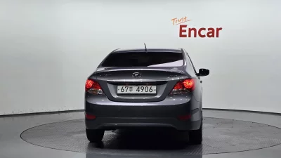 Hyundai Accent