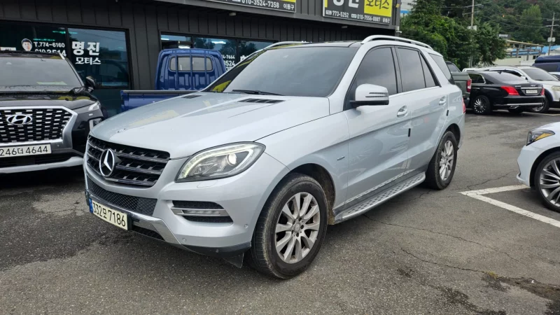 Mercedes-Benz M-class