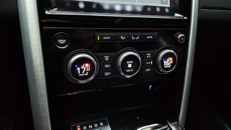 Land Rover DISCOVERY