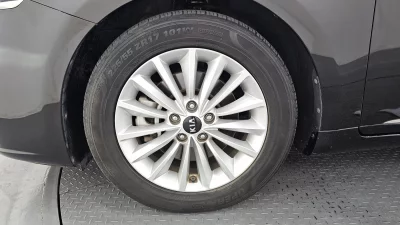 Kia K7