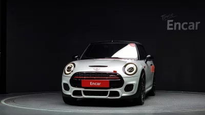 MINI Cooper Convertible