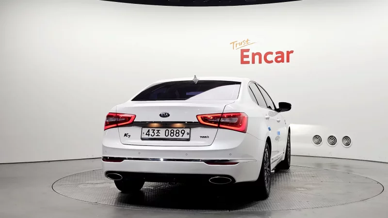 Kia K7