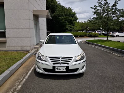 Hyundai Genesis