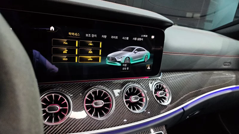 Mercedes-Benz CLS-Class