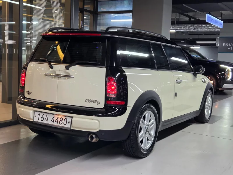 MINI Clubman
