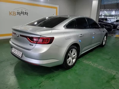 Renault Samsung SM6