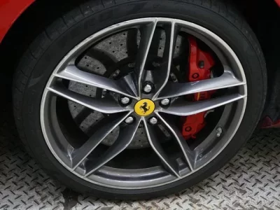 Ferrari 488
