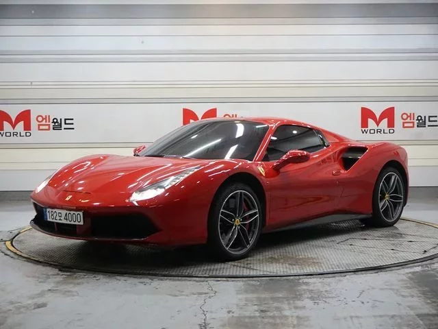 Ferrari 488