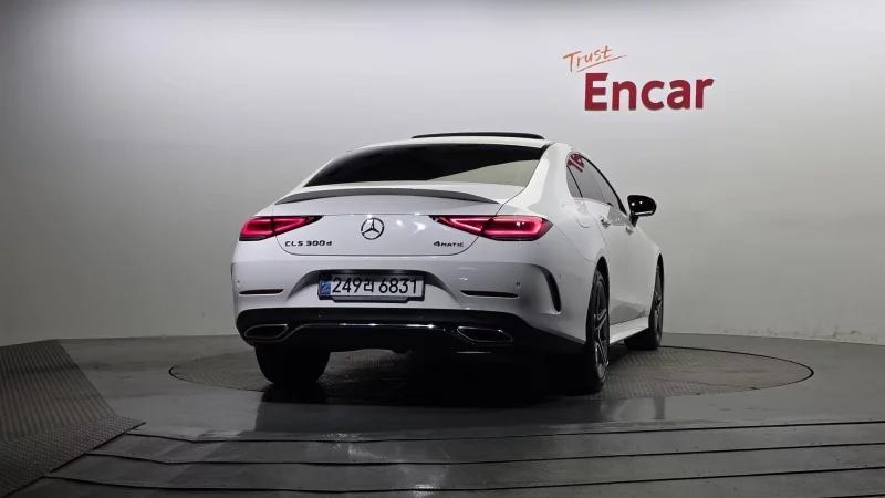 Mercedes-Benz CLS-Class