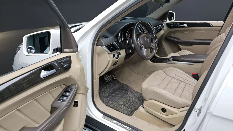 Mercedes-Benz M-class