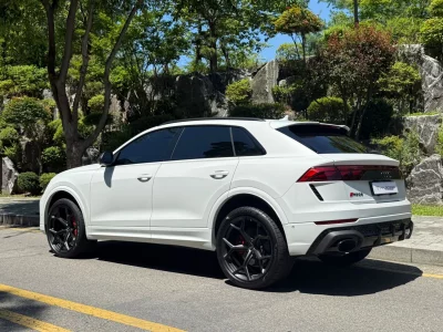 Audi RS Q8