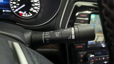 Nissan MAXIMA