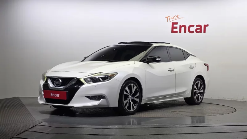 Nissan MAXIMA
