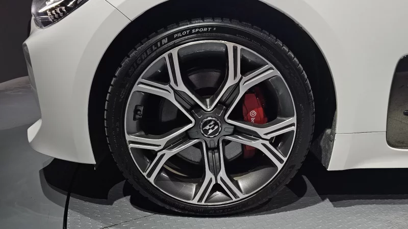 Kia Stinger