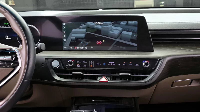 Kia K8