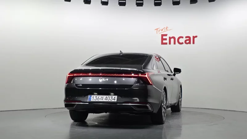 Kia K8